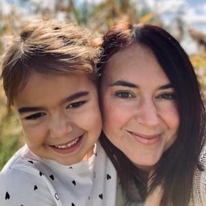 Meet your Posher, Marie-claude